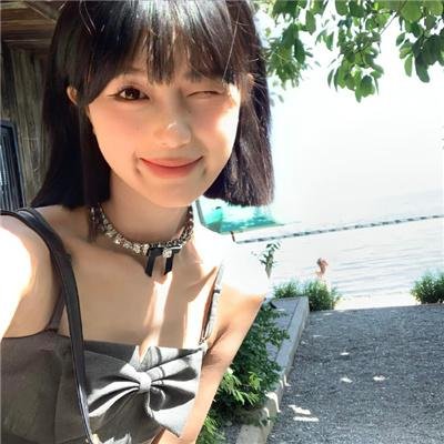 金发美人